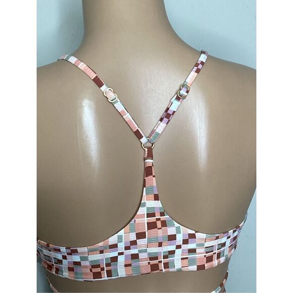 New. L*SPACE bikini set. M-top/L-bottom. Retails $214. Runs small - Picture 11 of 13